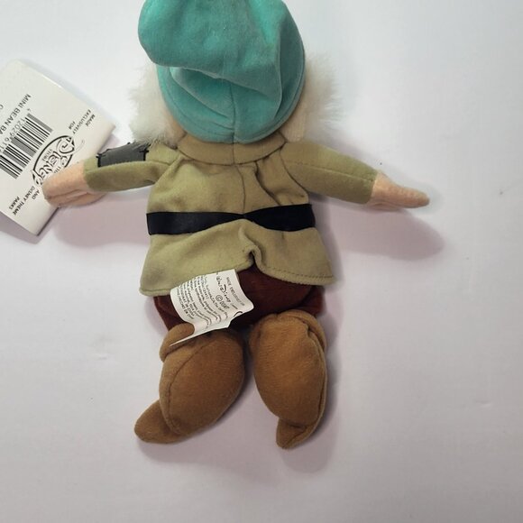 Rare Vintage Disney Snow White Diamond Edition 4"-5" tall 7 dwarves - Picture 15 of 15